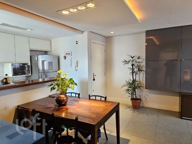 Apartamento com 68m², 3 dormitórios, 1 suíte, 1 vaga, Vila Ipiranga em Porto Alegre