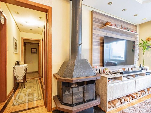 Apartamento com 120m², 3 dormitórios, 1 suíte, 1 vaga, Santa Cecília em Porto Alegre