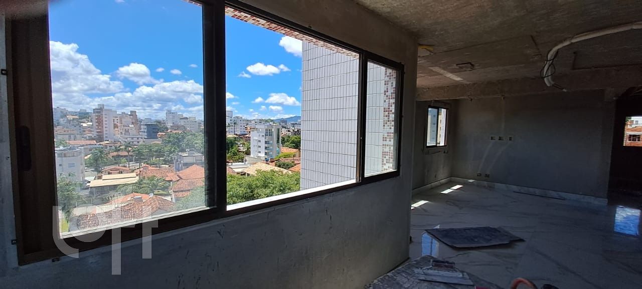 Apartamento à venda com 4 quartos, 130m² - Foto 8