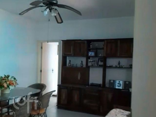 Casa com 132m², 2 dormitórios, 1 vaga, Petrópolis em Porto Alegre