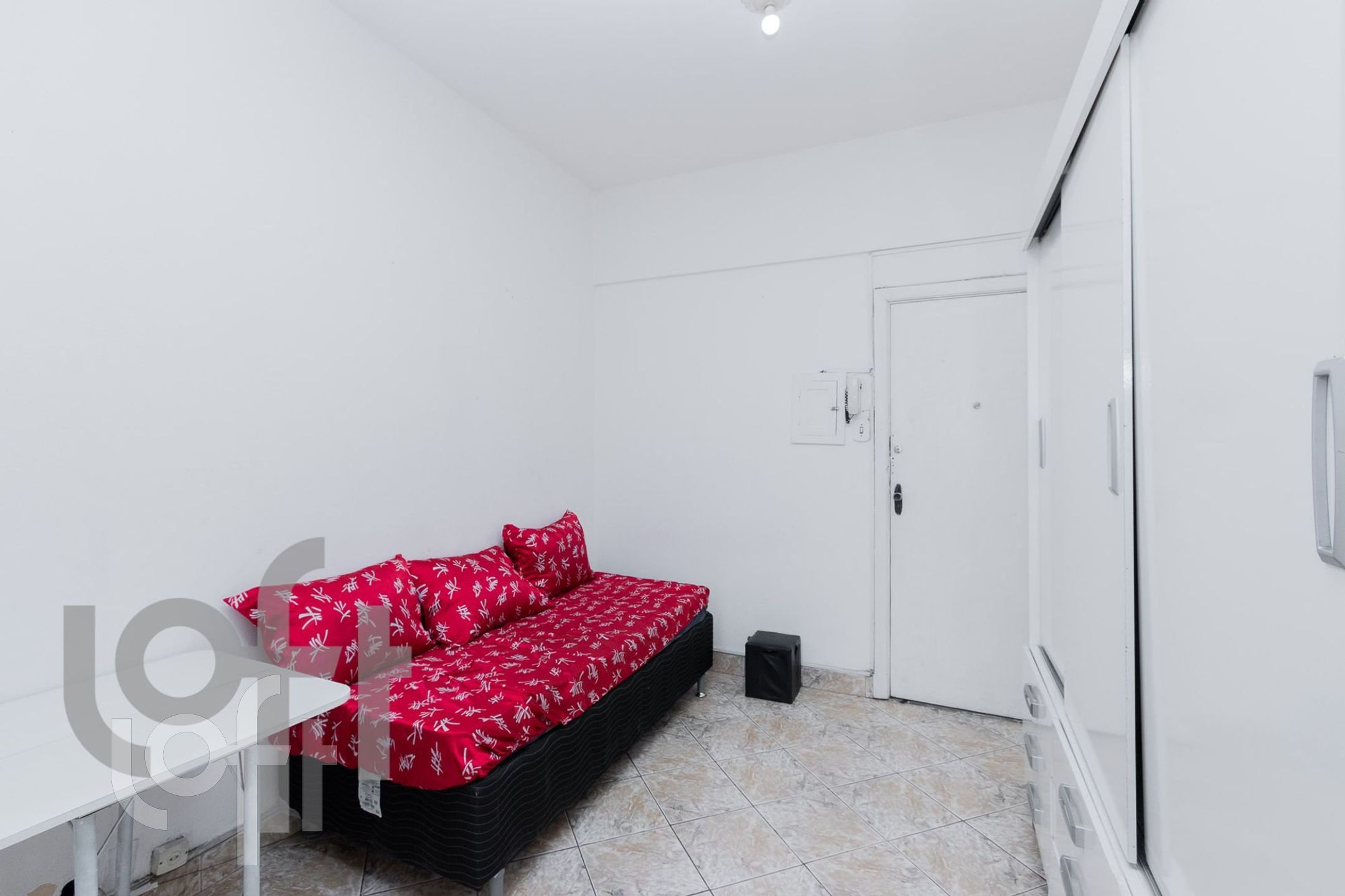 Apartamento à venda com 1 quarto, 26m² - Foto 6