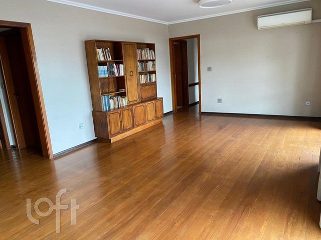 Apartamento com 161m², 3 dormitórios, 1 suíte, 1 vaga, Menino Deus em Porto Alegre