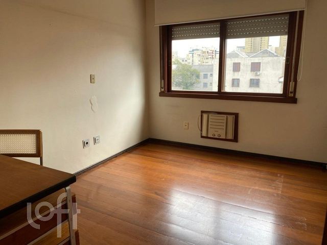 Apartamento com 161m², 3 dormitórios, 1 suíte, 1 vaga, Menino Deus em Porto Alegre