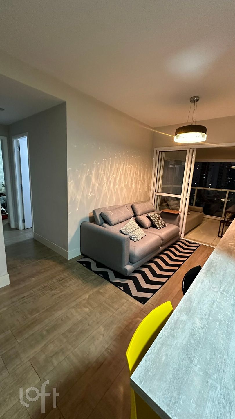 Apartamento à venda com 2 quartos, 65m² - Foto 4