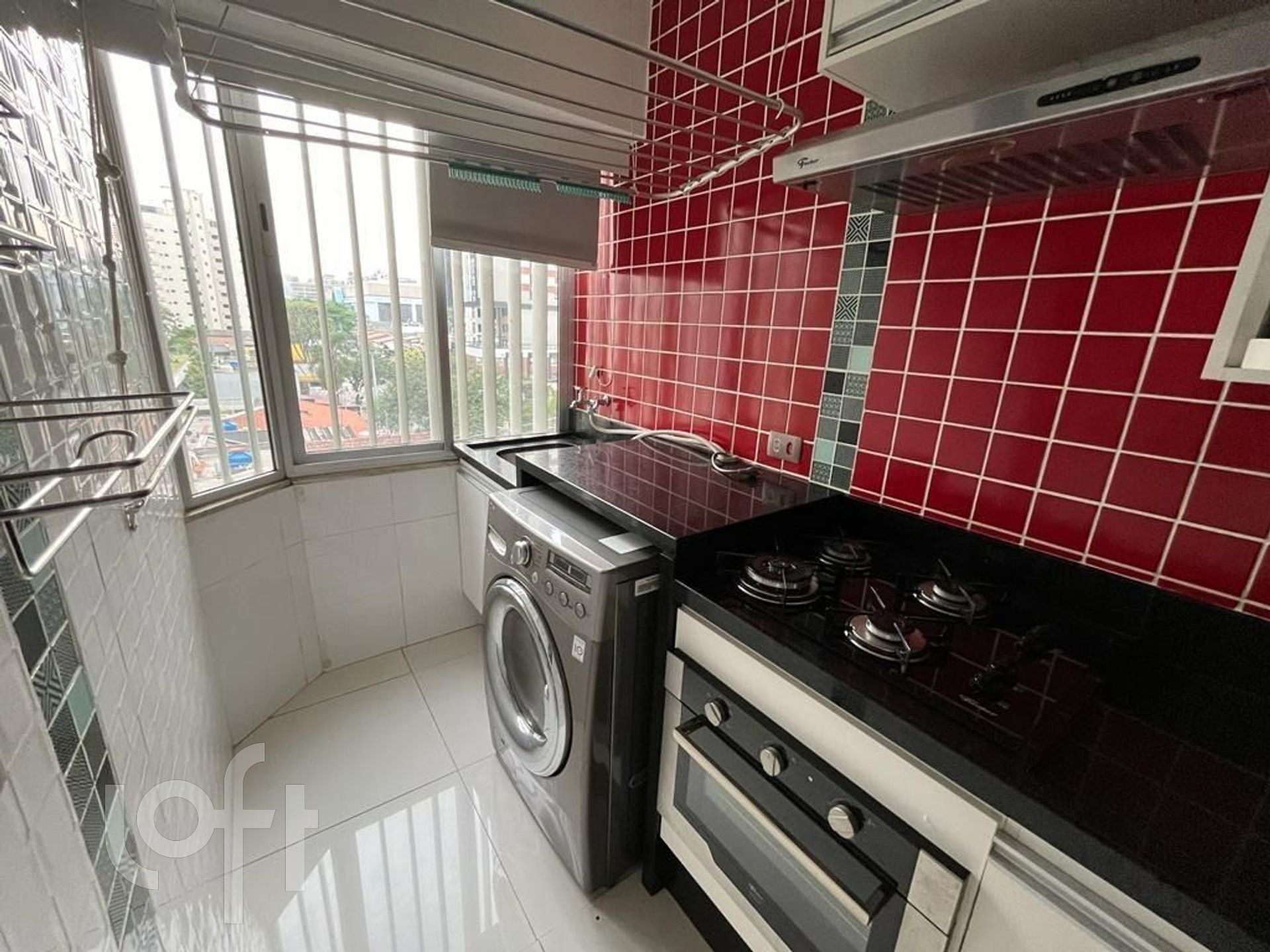 Apartamento à venda com 2 quartos, 70m² - Foto 5