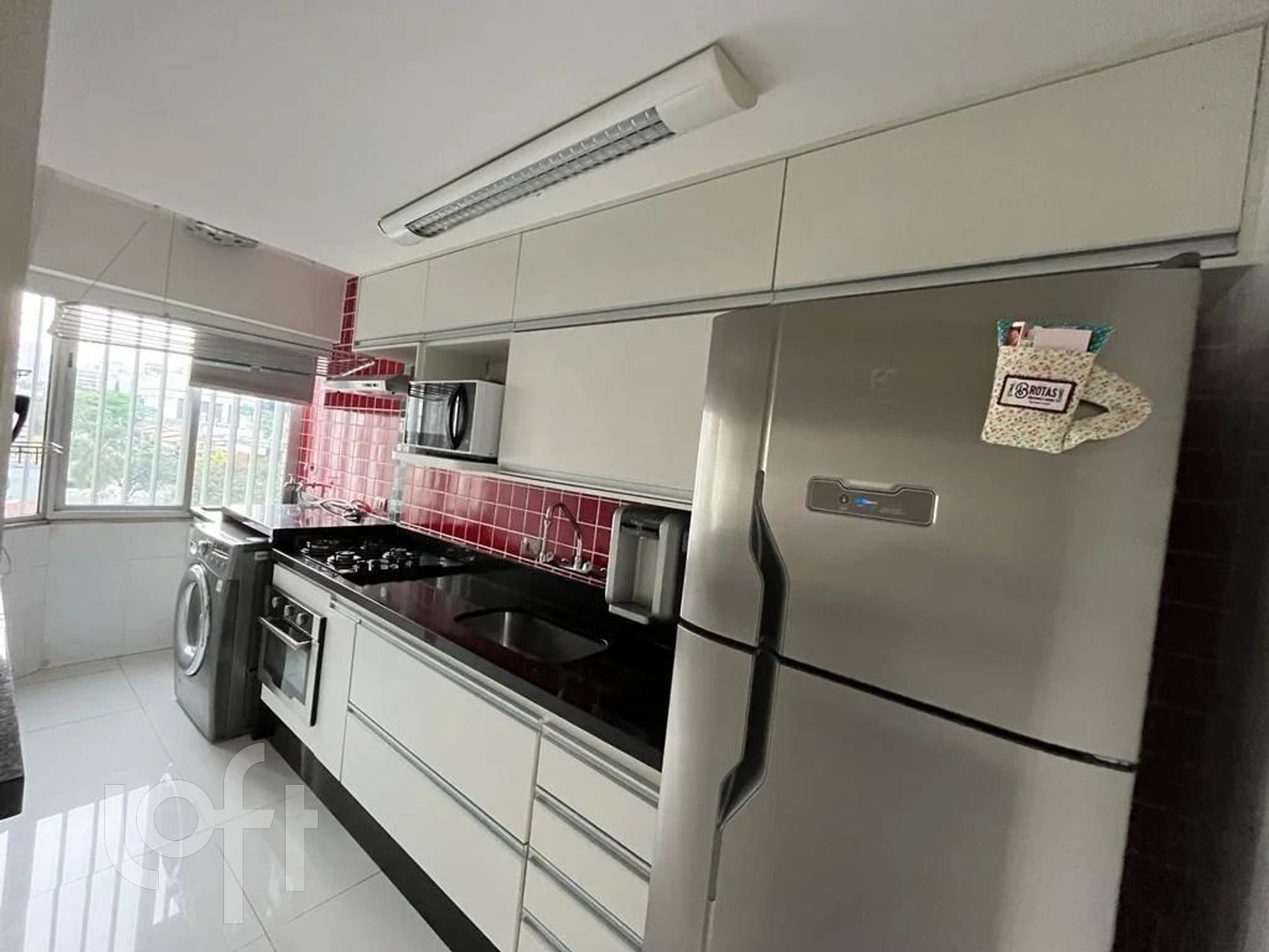 Apartamento à venda com 2 quartos, 70m² - Foto 10