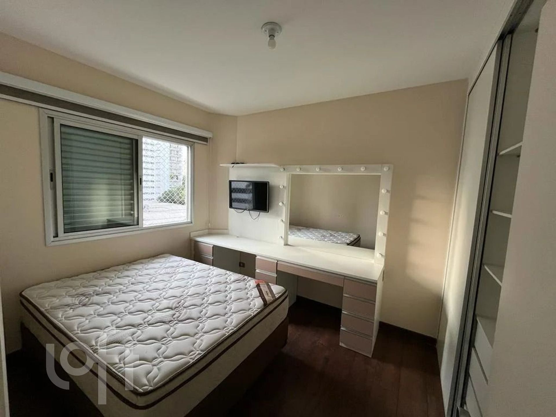 Apartamento à venda com 2 quartos, 70m² - Foto 11