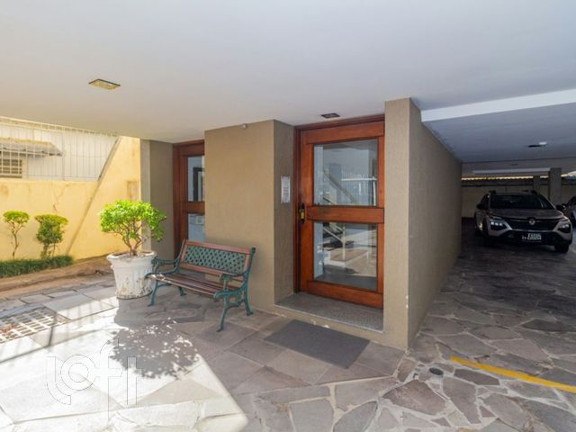 Apartamento com 64m², 2 dormitórios, 1 vaga, Higienópolis em Porto Alegre