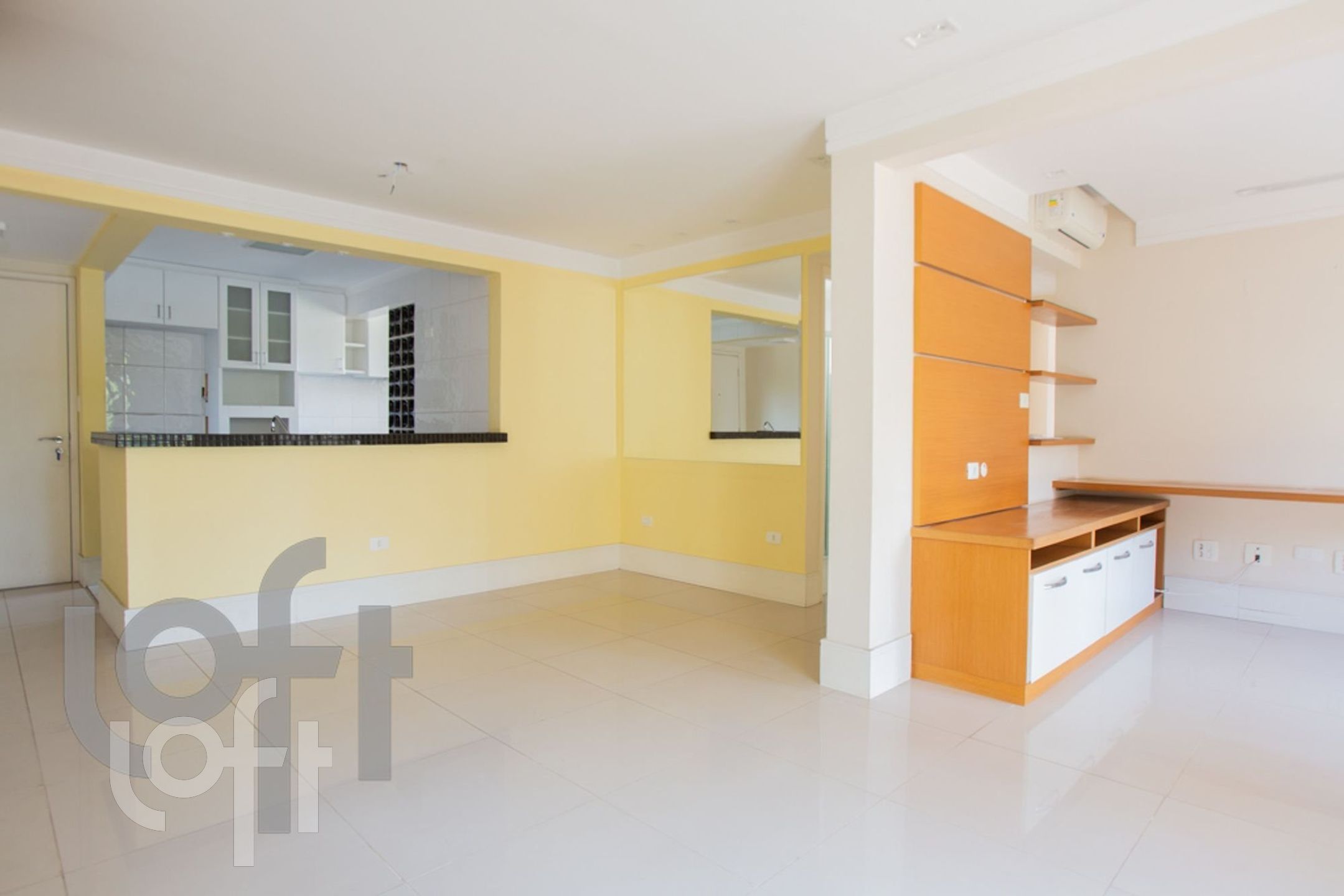 Apartamento à venda com 3 quartos, 90m² - Foto 1