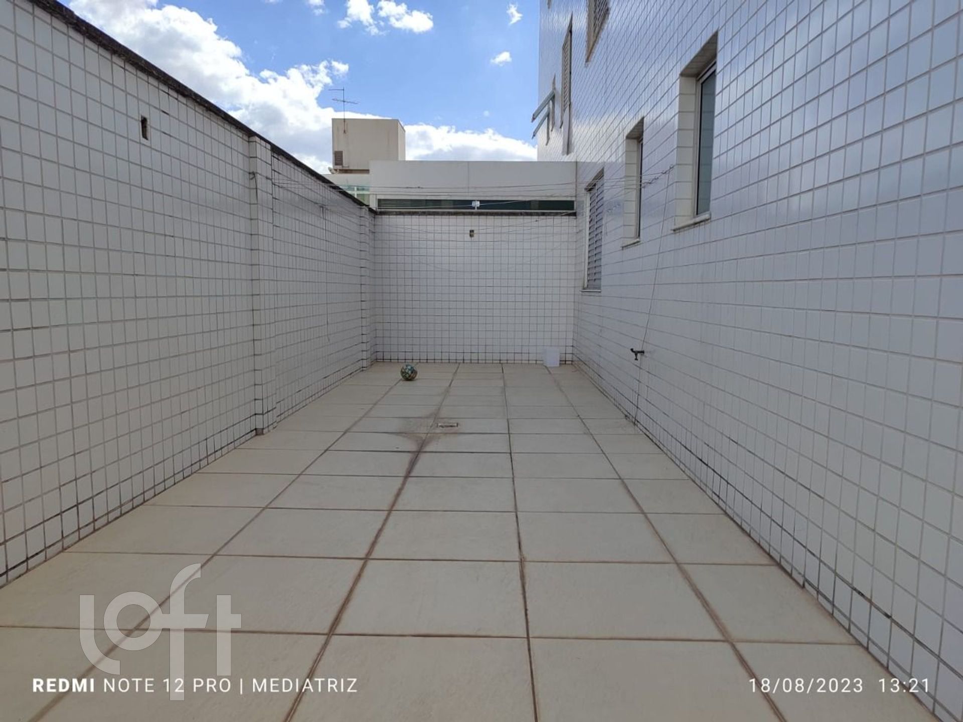 Apartamento à venda com 3 quartos, 110m² - Foto 31