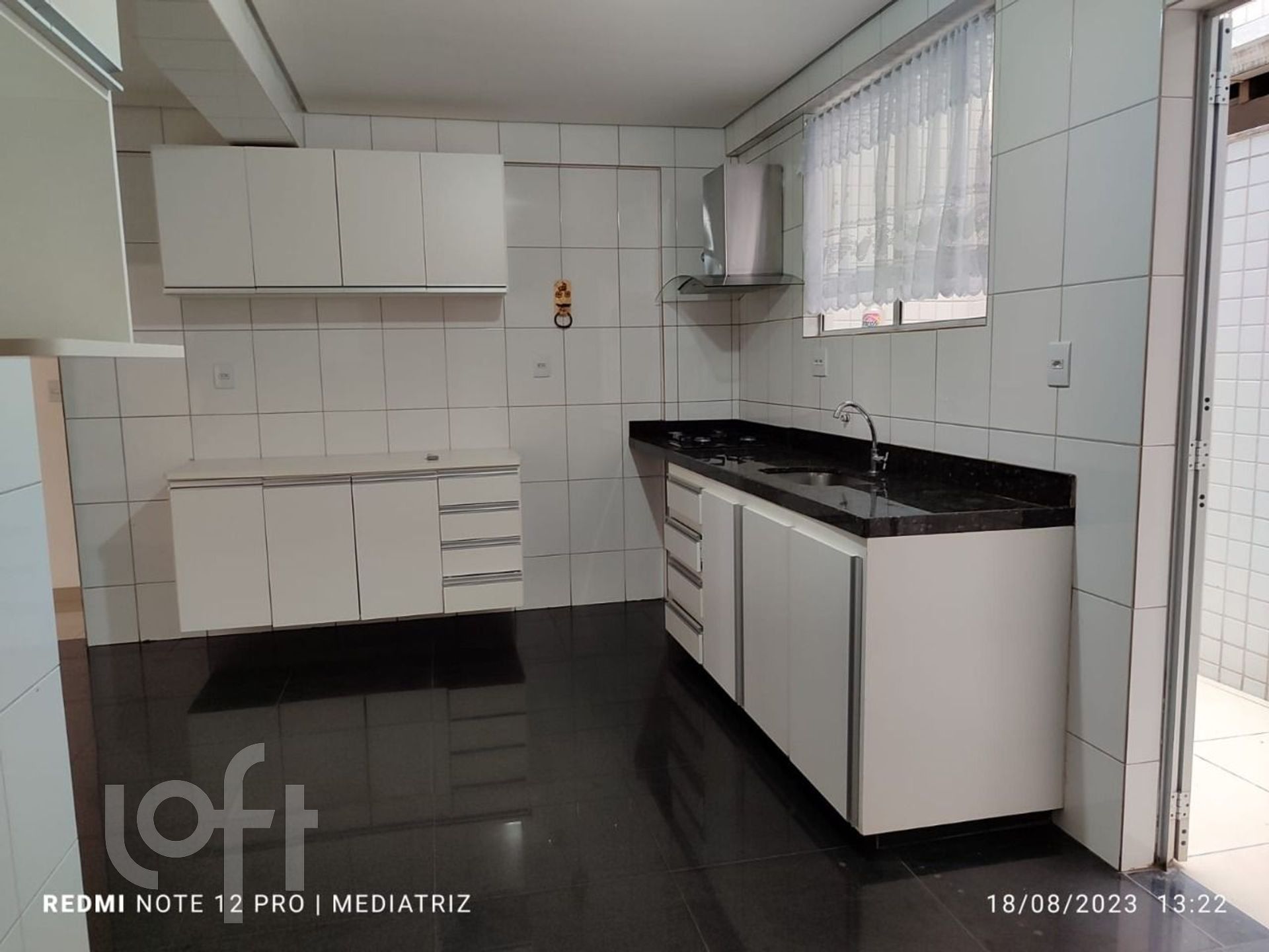 Apartamento à venda com 3 quartos, 110m² - Foto 7