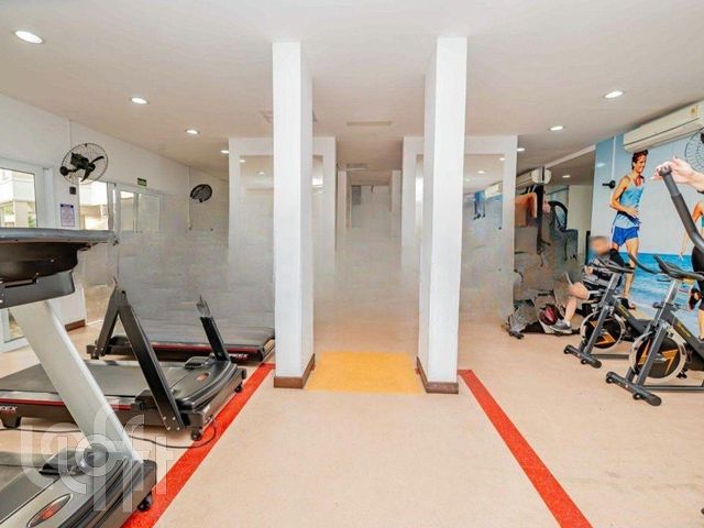 Apartamento com 70m², 3 dormitórios, 1 suíte, 1 vaga, Vila Ipiranga em Porto Alegre