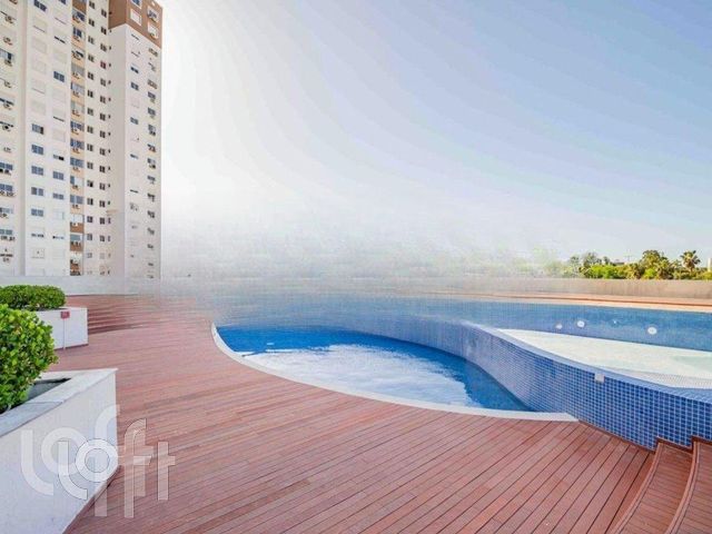Apartamento com 70m², 3 dormitórios, 1 suíte, 1 vaga, Vila Ipiranga em Porto Alegre