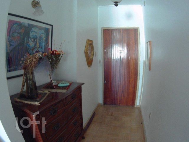 Apartamento com 150m², 3 dormitórios, 1 vaga, Independência em Porto Alegre