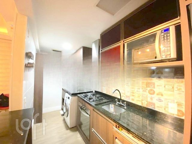 Apartamento com 75m², 3 dormitórios, 1 suíte, 1 vaga, Santana em Porto Alegre