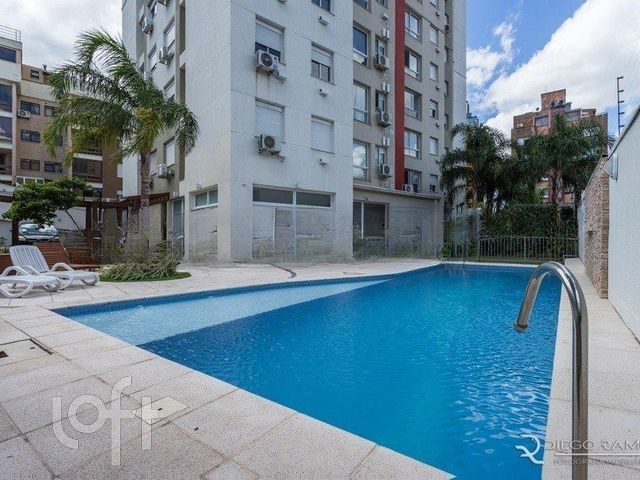 Apartamento com 75m², 3 dormitórios, 1 suíte, 1 vaga, Santana em Porto Alegre