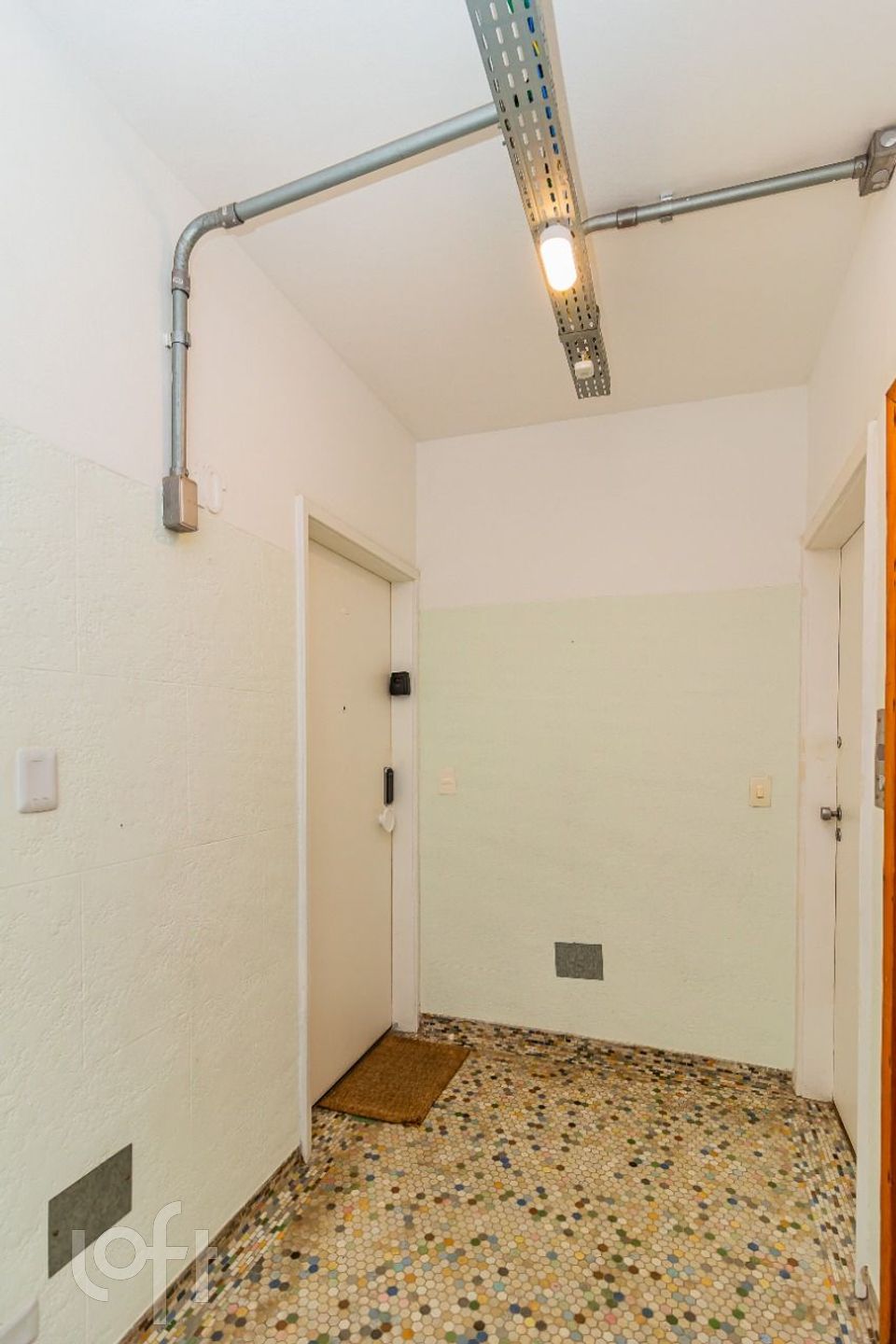 Apartamento à venda com 1 quarto, 85m² - Foto 18