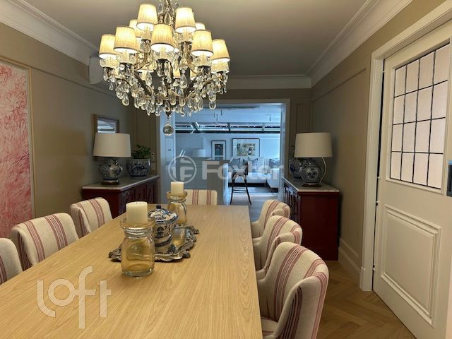 Apartamento com 304m², 3 dormitórios, 2 suítes, 3 vagas, Bela Vista em Porto Alegre
