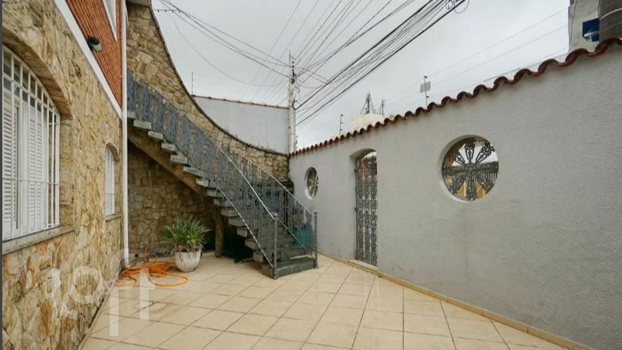 Casa à venda com 6 quartos, 300m² - Foto 27