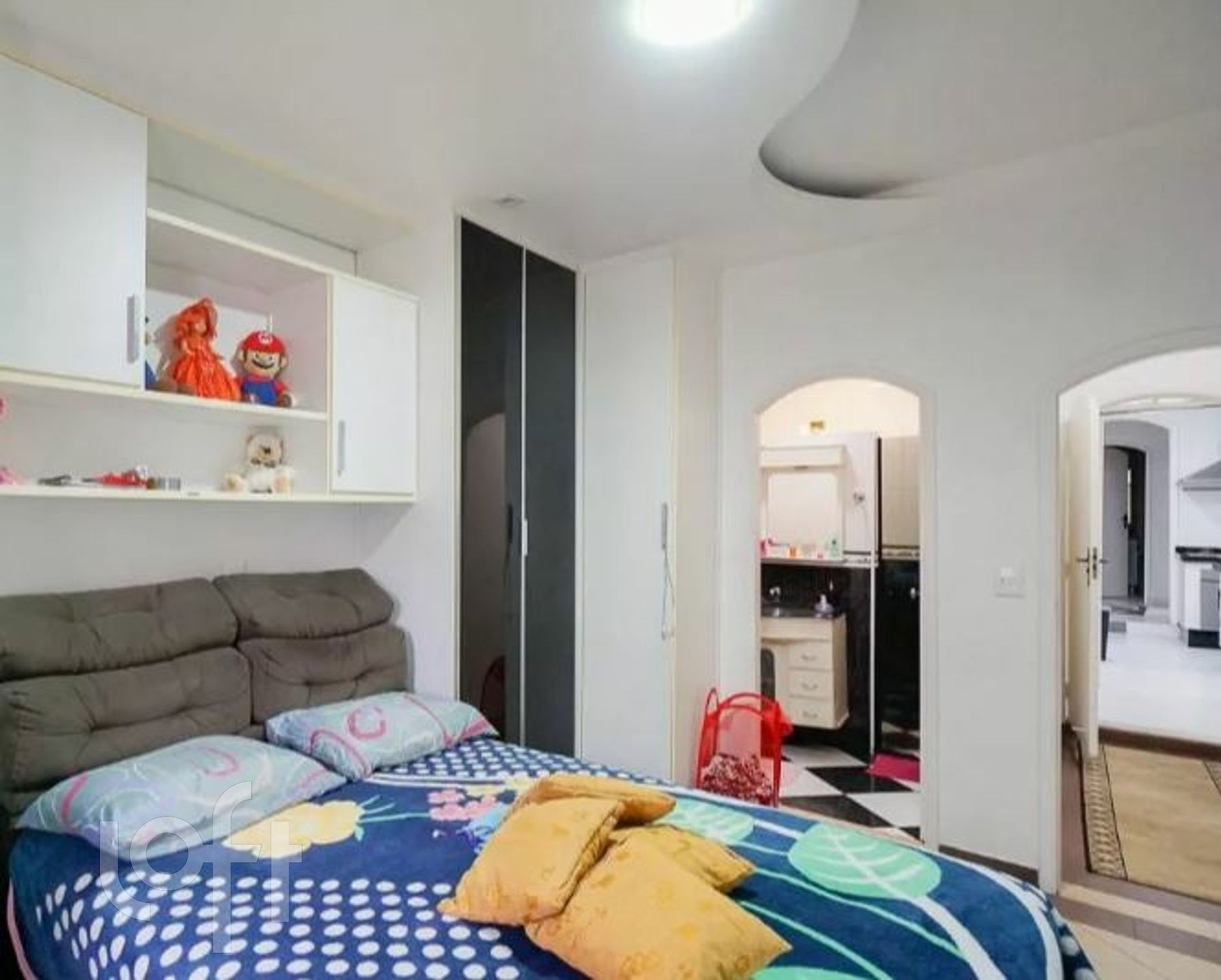 Casa à venda com 6 quartos, 300m² - Foto 11