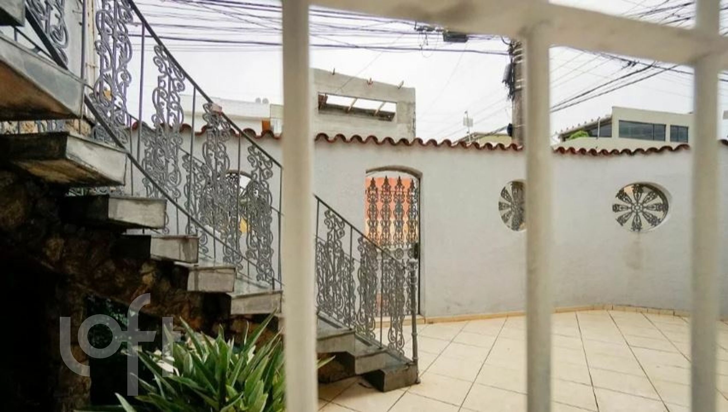 Casa à venda com 6 quartos, 300m² - Foto 9