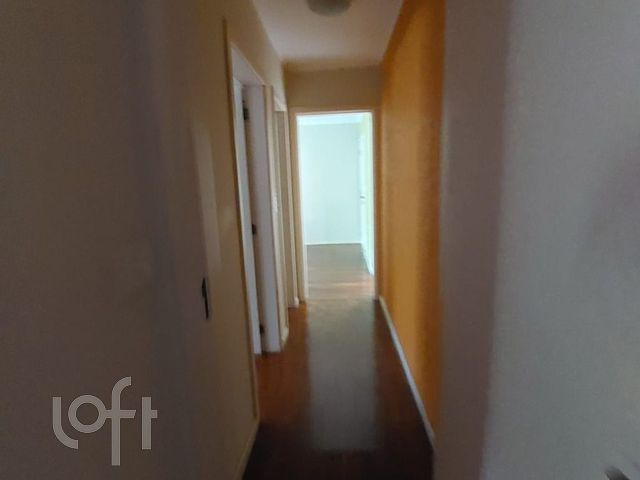 Apartamento com 75m², 3 dormitórios, 2 vagas, Petrópolis em Porto Alegre