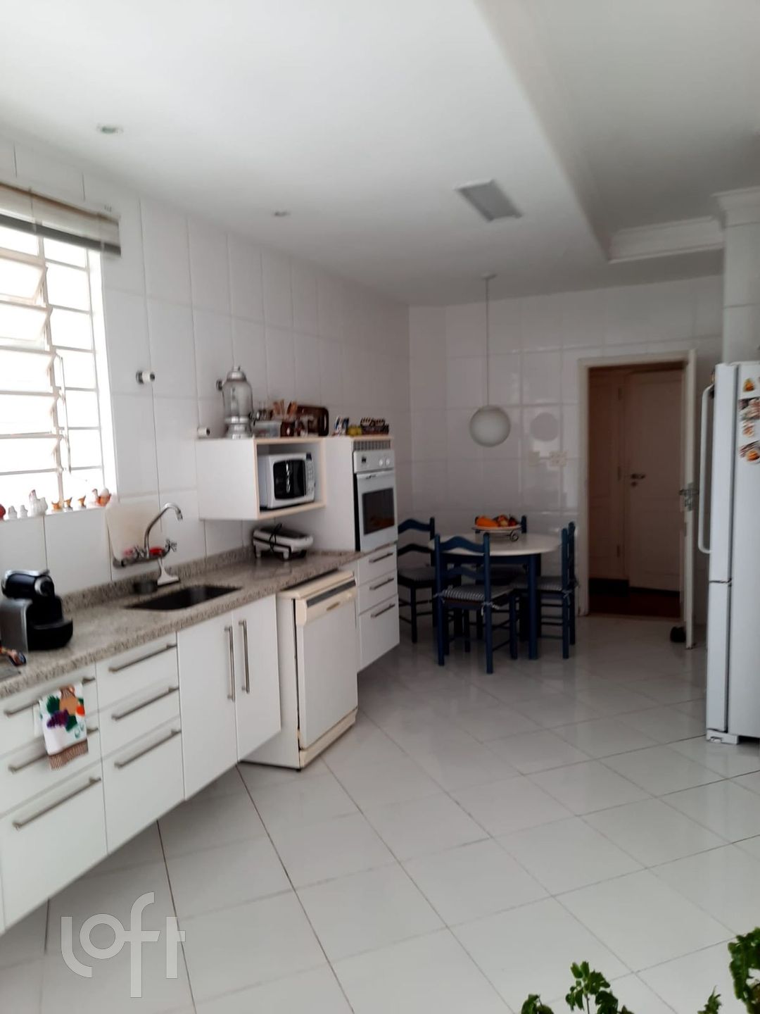 Apartamento à venda com 4 quartos, 220m² - Foto 10