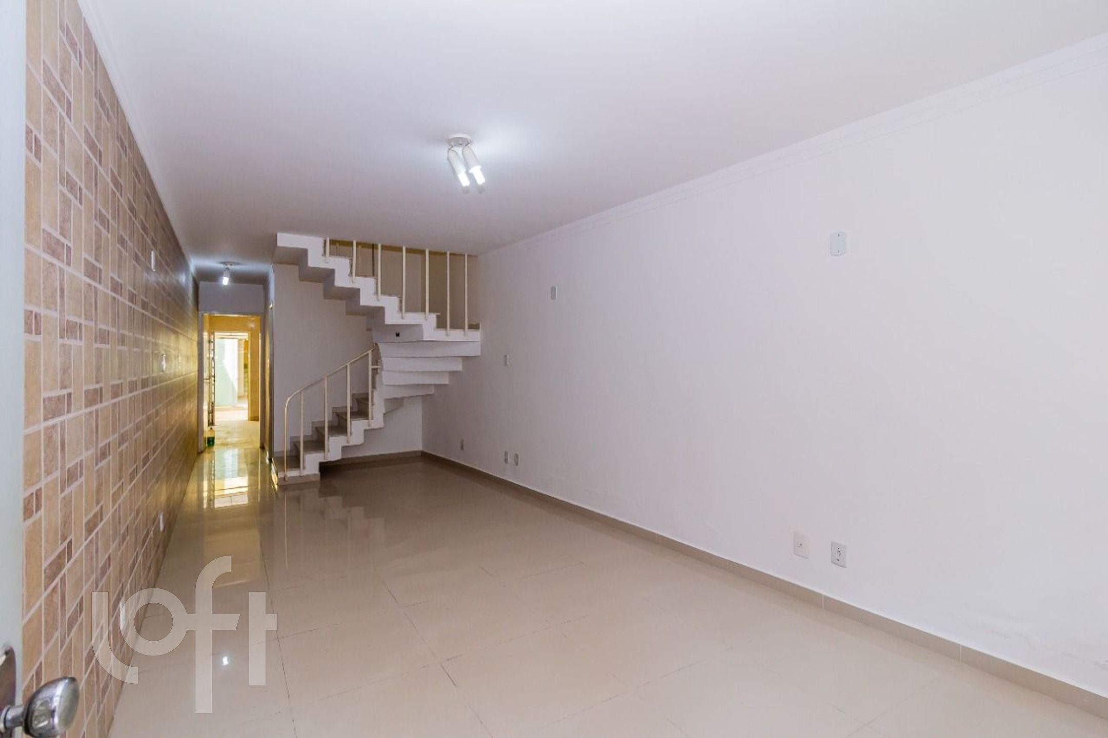 Casa à venda com 1 quarto, 135m² - Foto 3