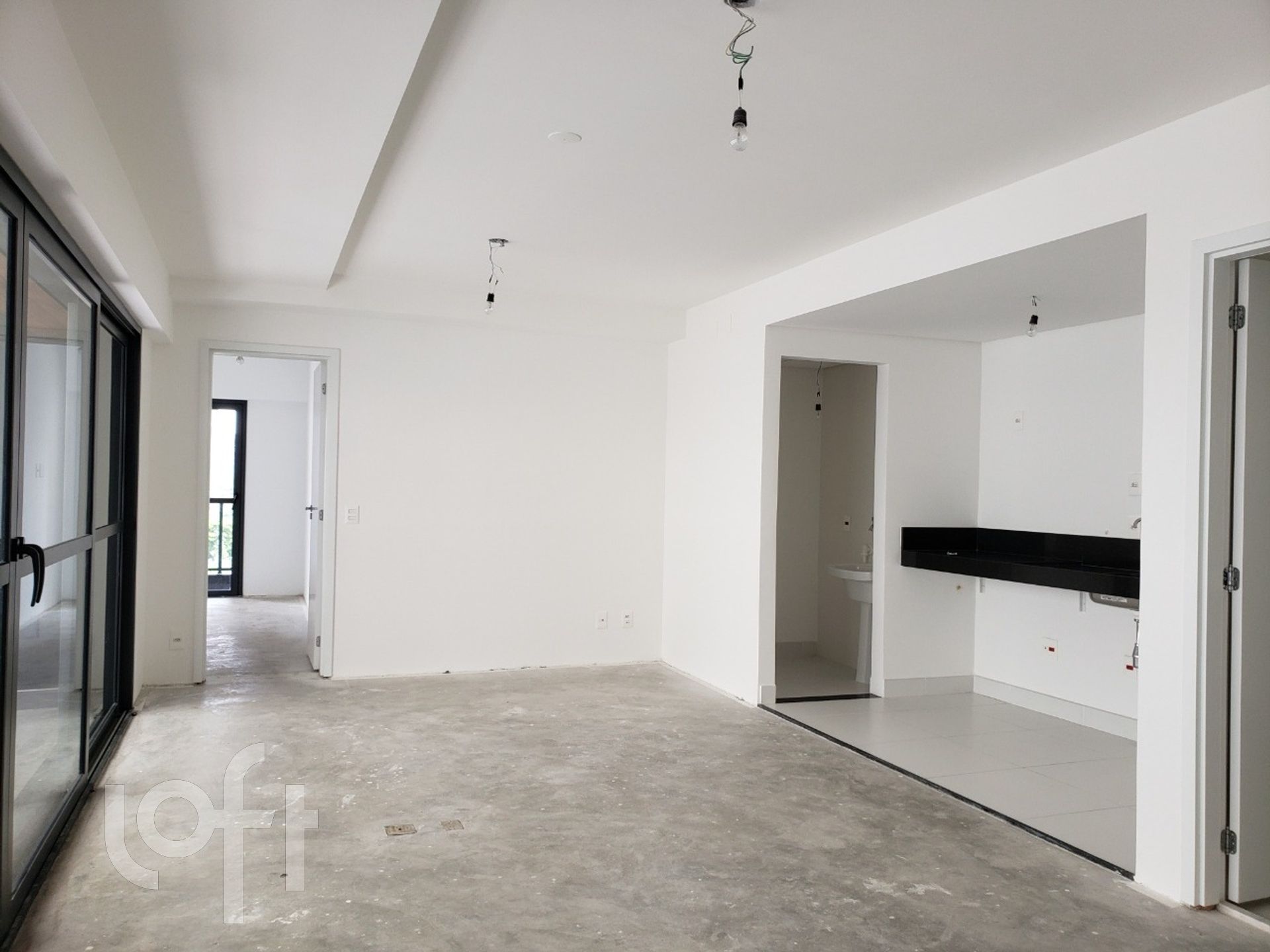 Apartamento à venda com 2 quartos, 158m² - Foto 2