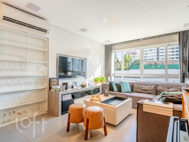 Apartamento com 89m², 3 dormitórios, 1 suíte, 2 vagas, Chácara das Pedras em Porto Alegre