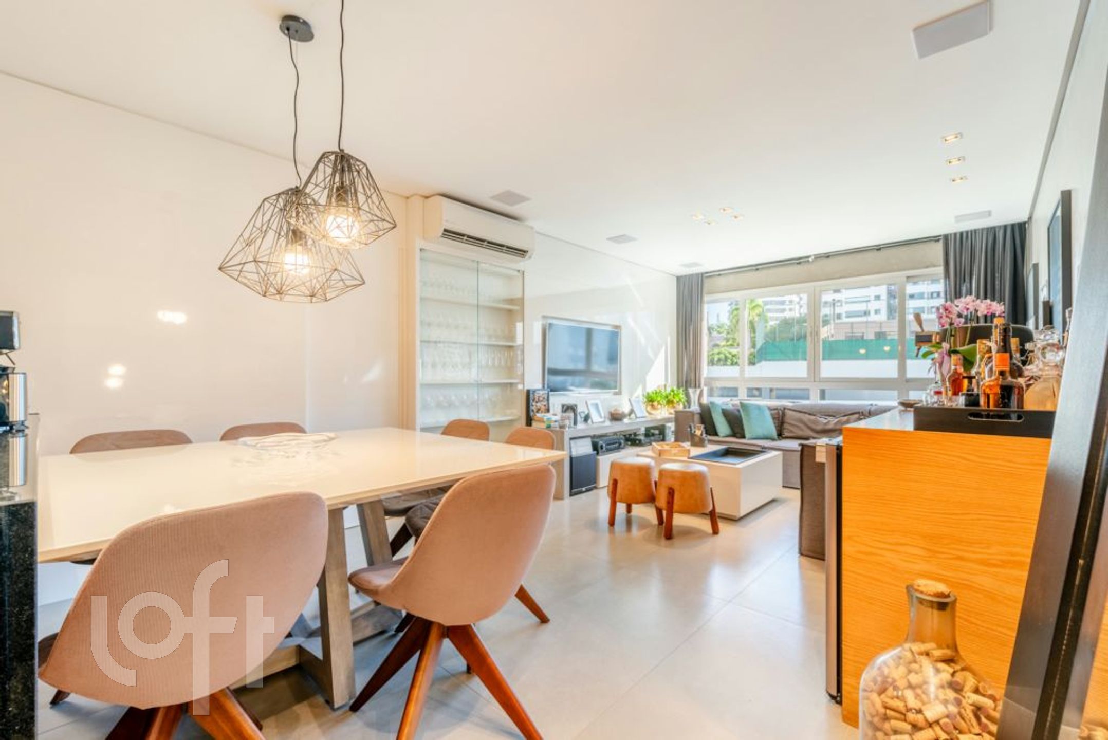 Apartamento com 89m², 3 dormitórios, 1 suíte, 2 vagas, Chácara das Pedras em Porto Alegre