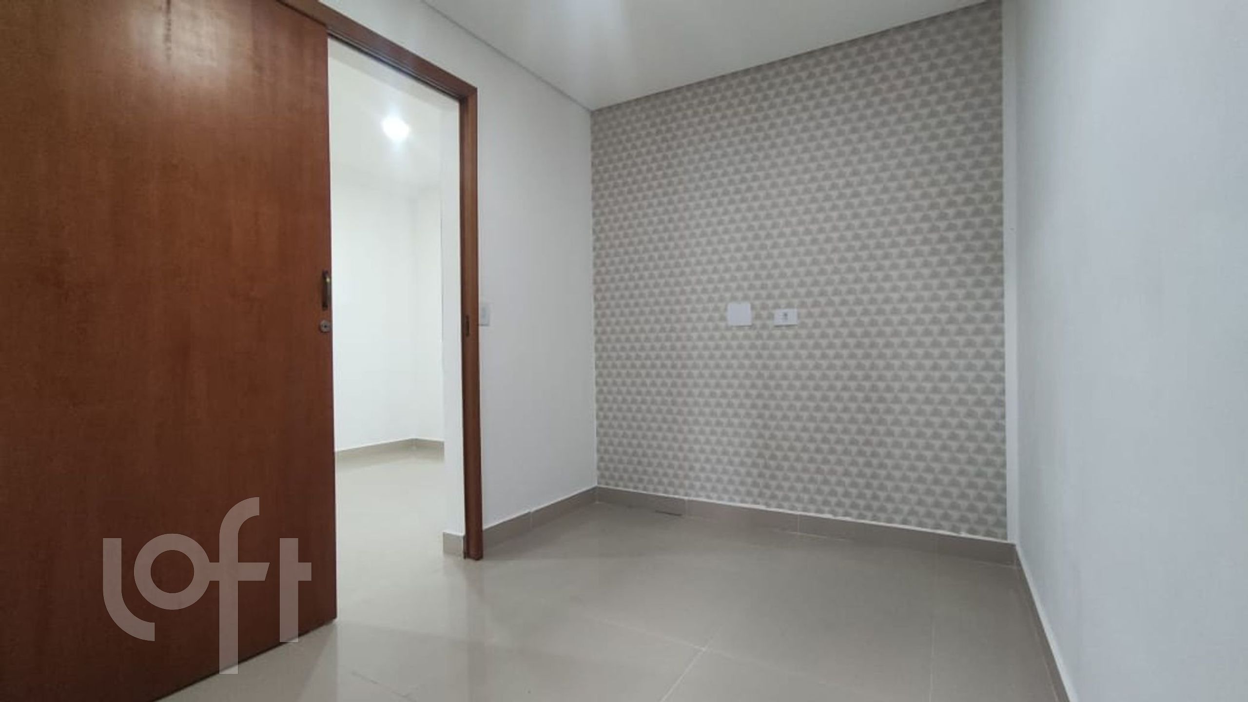 Apartamento à venda com 1 quarto, 34m² - Foto 4