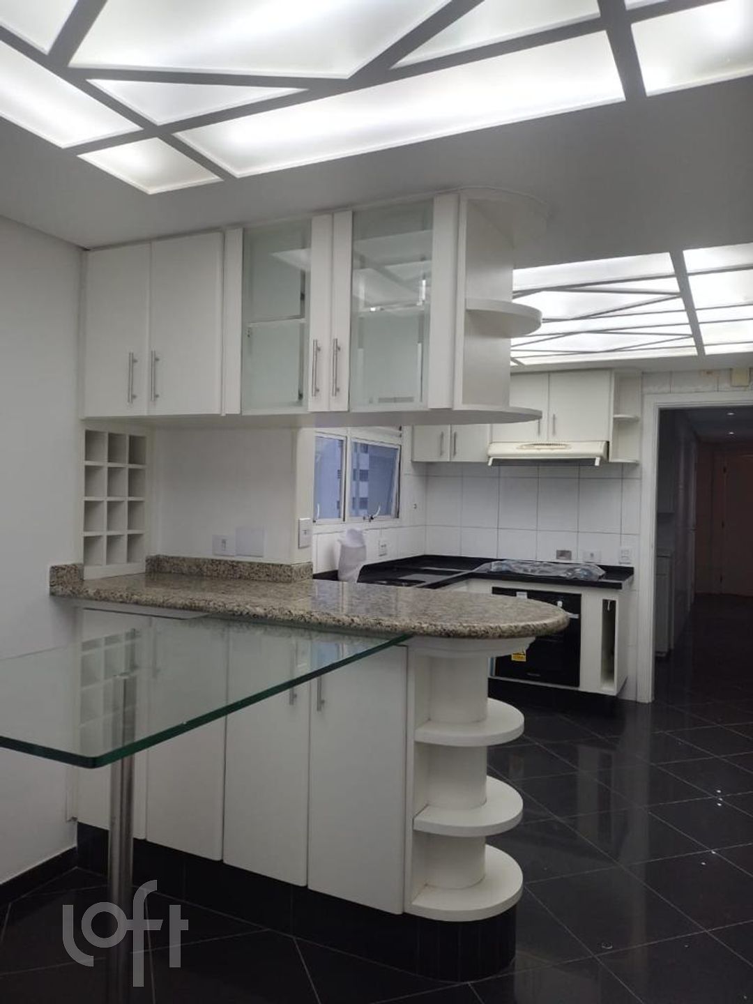 Apartamento à venda com 4 quartos, 213m² - Foto 13