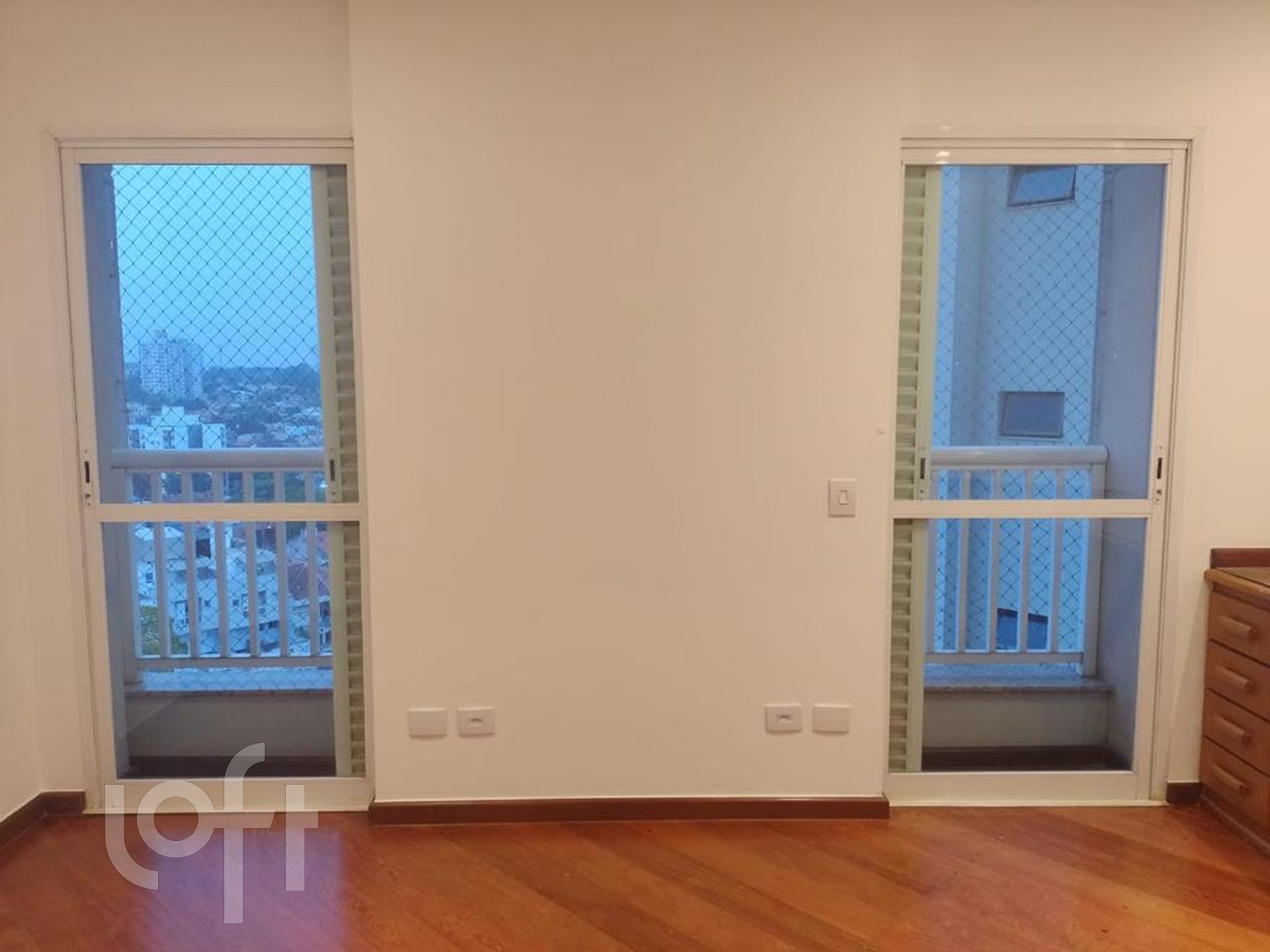 Apartamento à venda com 4 quartos, 213m² - Foto 4