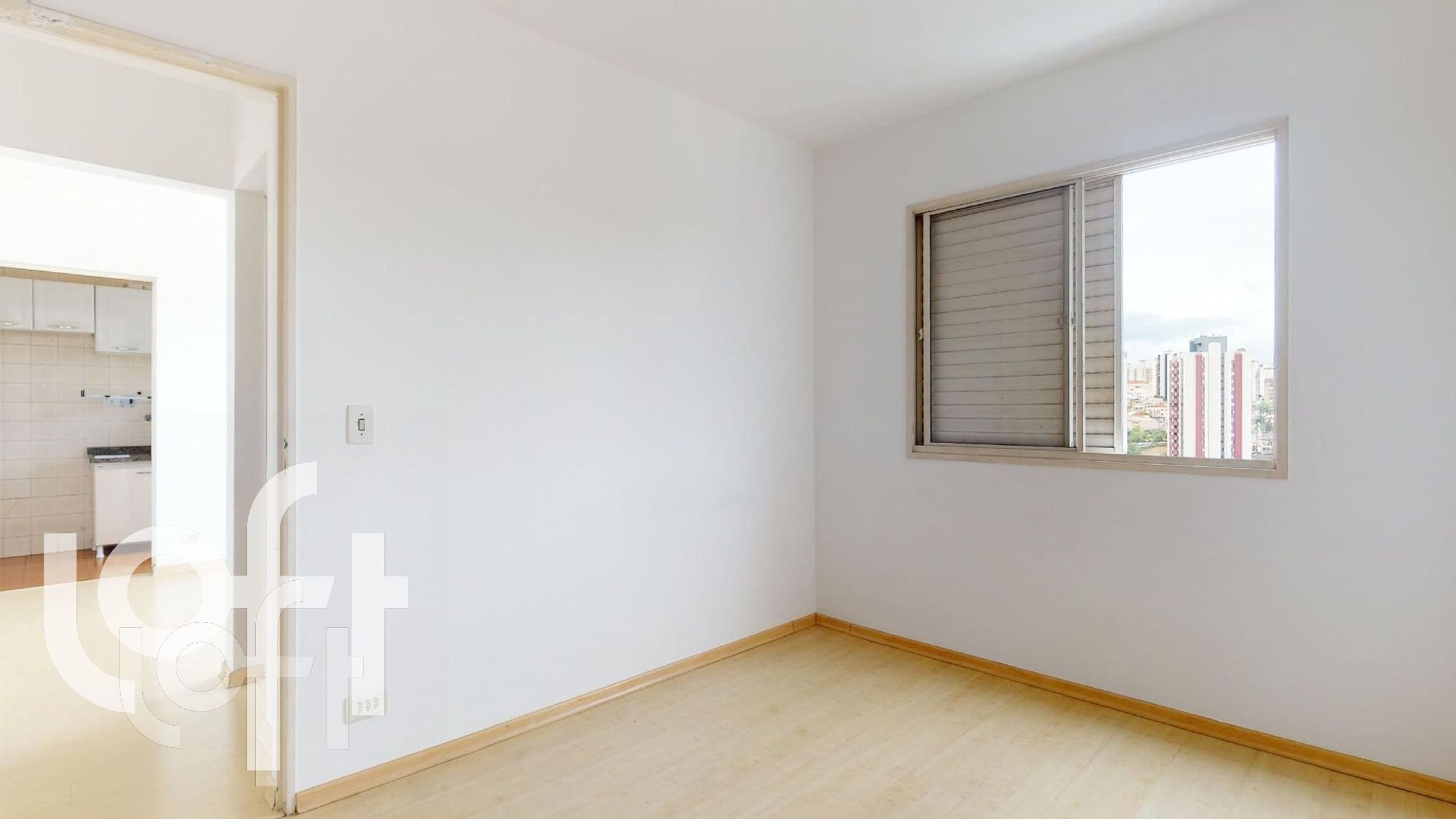 Apartamento à venda com 1 quarto, 35m² - Foto 4