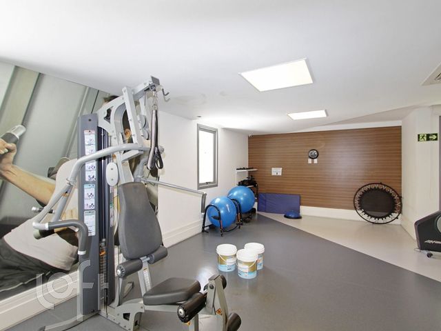 Apartamento com 60m², 1 dormitório, 1 vaga, Três Figueiras em Porto Alegre