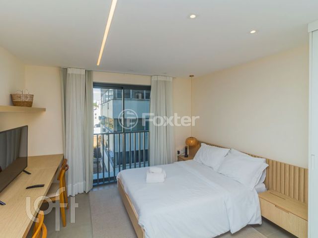 Apartamento com 24m², 1 dormitório, 1 vaga, Auxiliadora em Porto Alegre