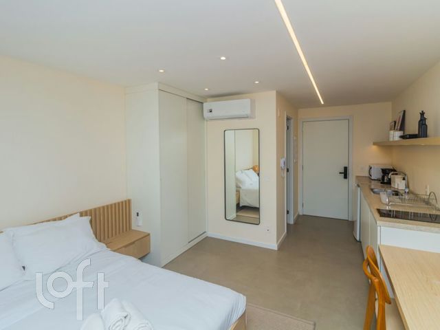 Apartamento com 24m², 1 dormitório, 1 vaga, Auxiliadora em Porto Alegre