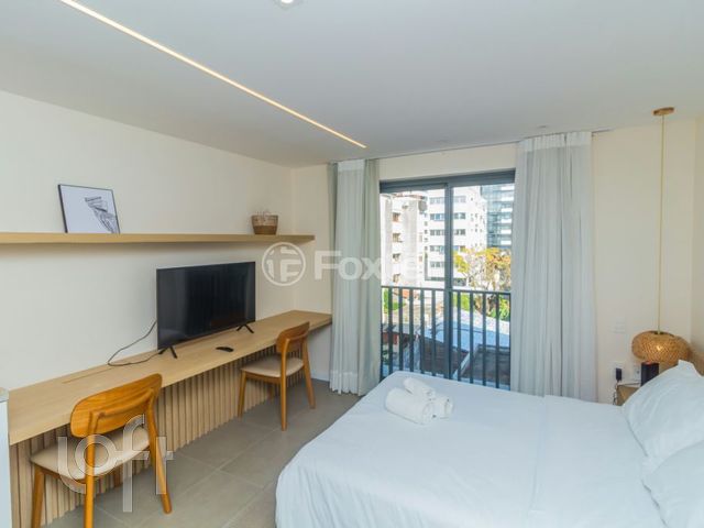 Apartamento com 24m², 1 dormitório, 1 vaga, Auxiliadora em Porto Alegre