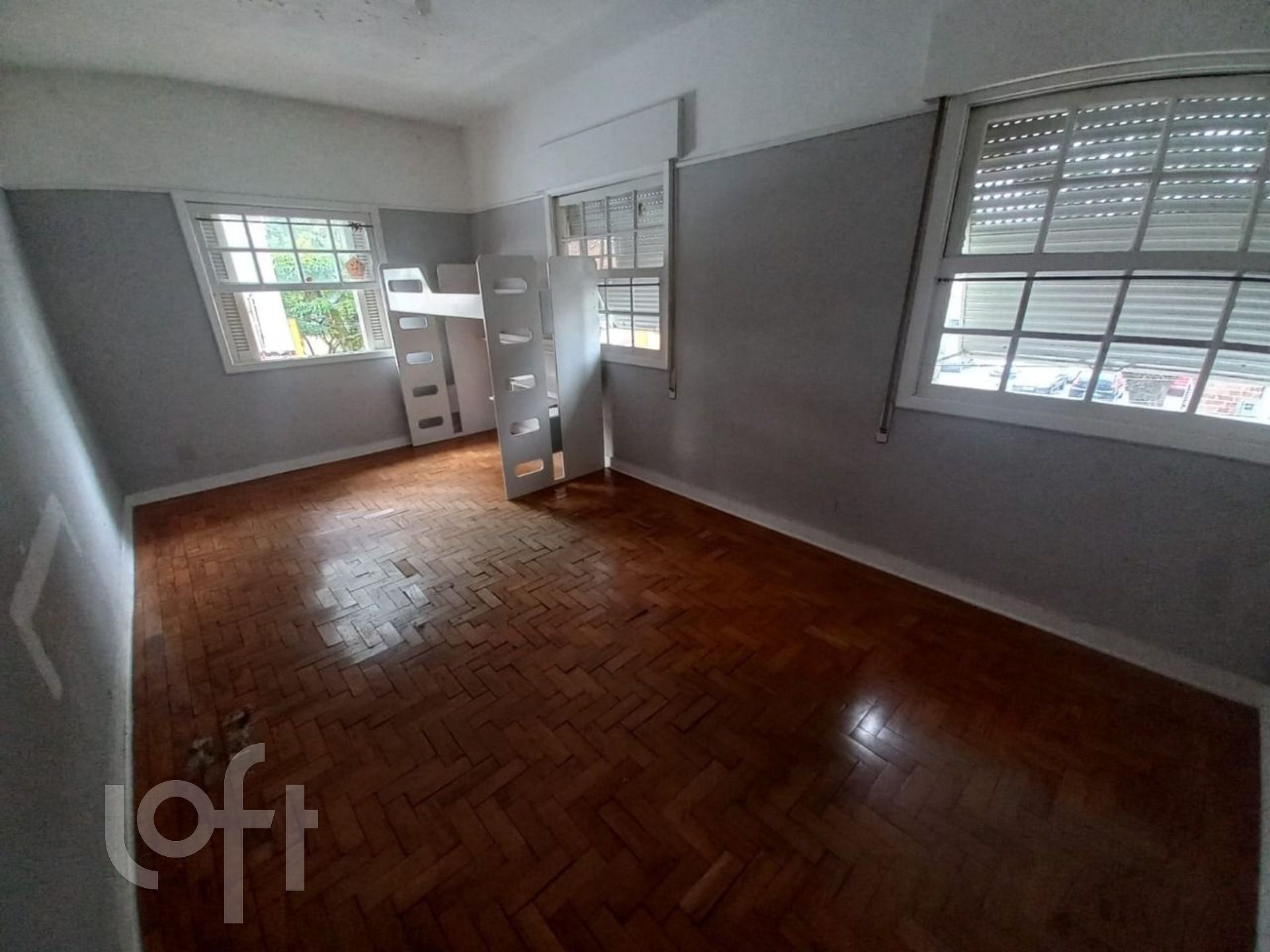 Casa à venda com 2 quartos, 160m² - Foto 2
