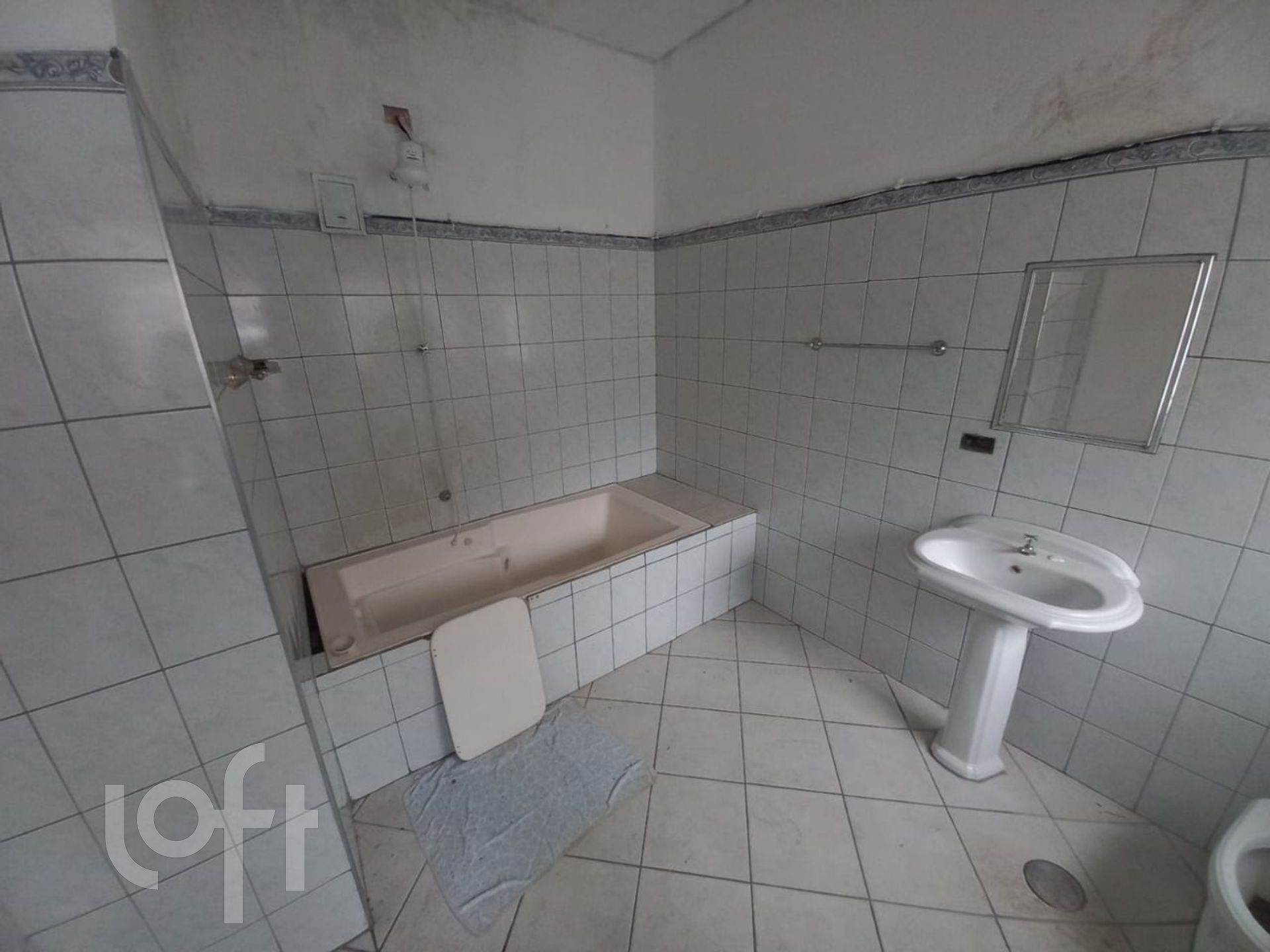 Casa à venda com 2 quartos, 160m² - Foto 7