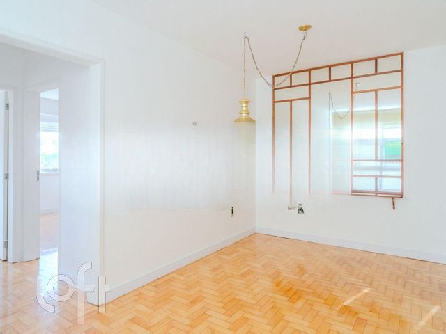 Apartamento com 58m², 2 dormitórios, 1 vaga, Menino Deus em Porto Alegre