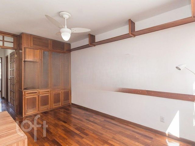 Apartamento com 58m², 2 dormitórios, 1 vaga, Petrópolis em Porto Alegre