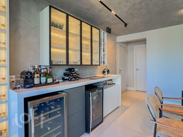 Apartamento com 92m², 3 dormitórios, 1 suíte, 2 vagas, Jardim Europa em Porto Alegre