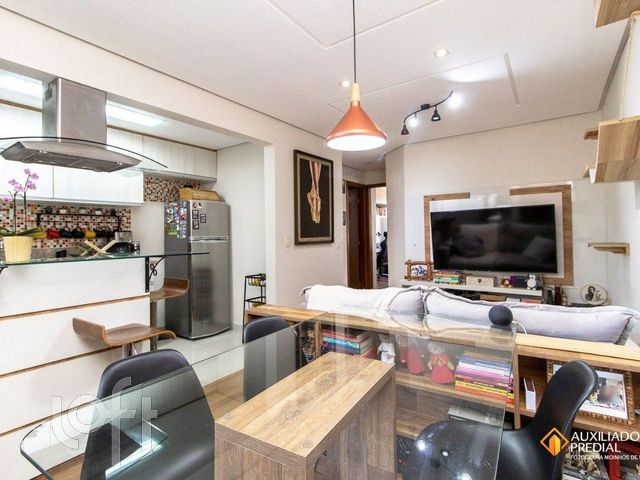 Apartamento com 53m², 2 dormitórios, 1 vaga, Petrópolis em Porto Alegre