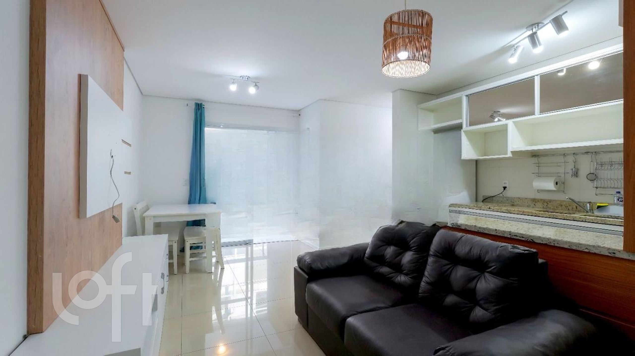 Apartamento à venda em Campeche Leste com 83 m², 2 quartos, 1 suíte