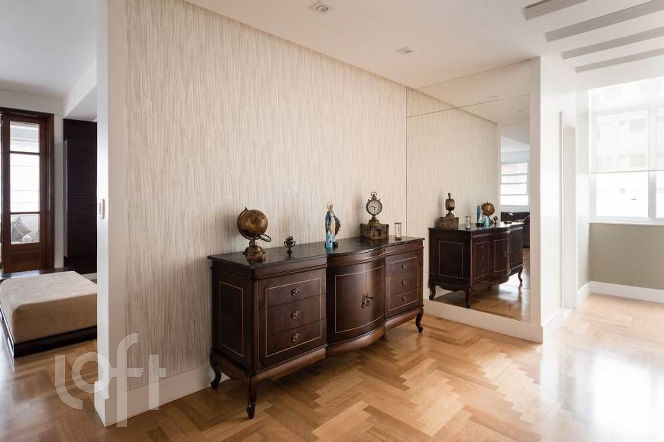 Apartamento à venda com 4 quartos, 276m² - Foto 3