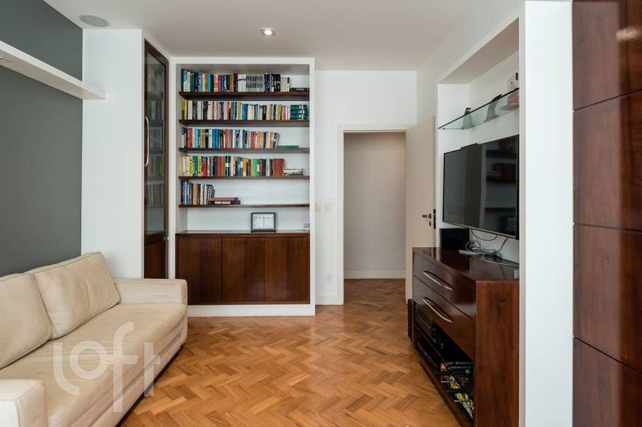 Apartamento à venda com 4 quartos, 276m² - Foto 4