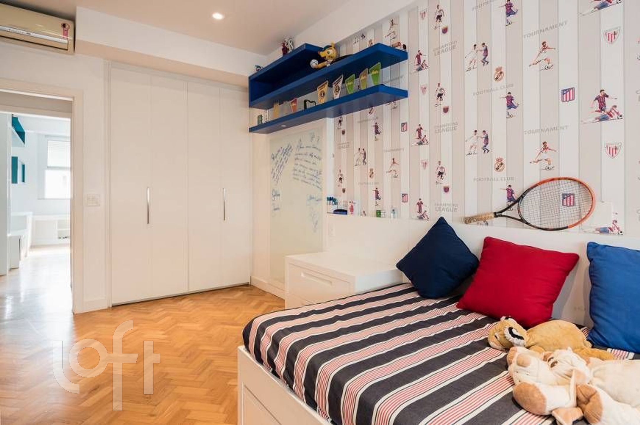 Apartamento à venda com 4 quartos, 276m² - Foto 13