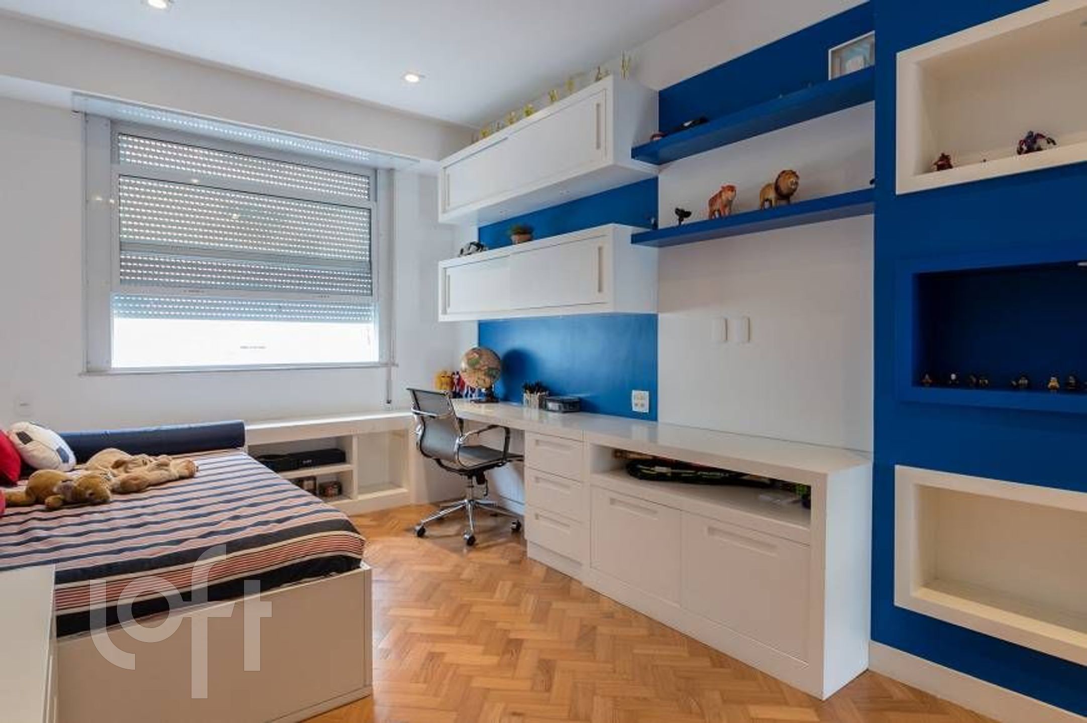 Apartamento à venda com 4 quartos, 276m² - Foto 9